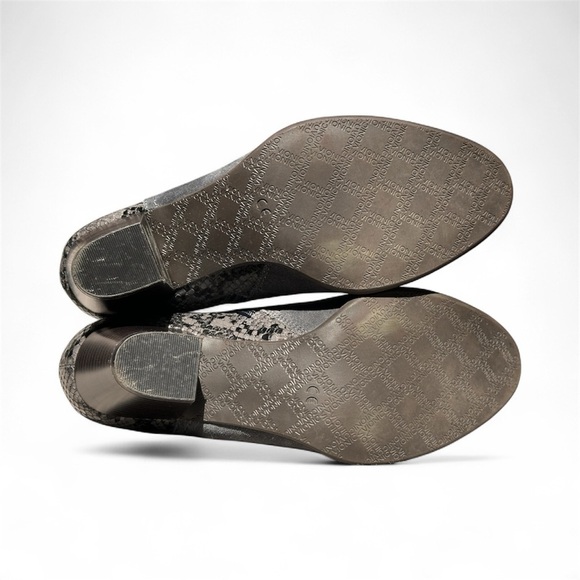 Vionic Naomi Suede Leather Snake-Print Water-Resistant Gray Boots Women’s 7 - Picture 7 of 9